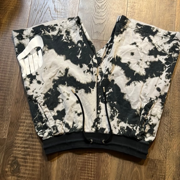 Medium Tie Die Nike Sweat Shorts - Picture 1 of 2